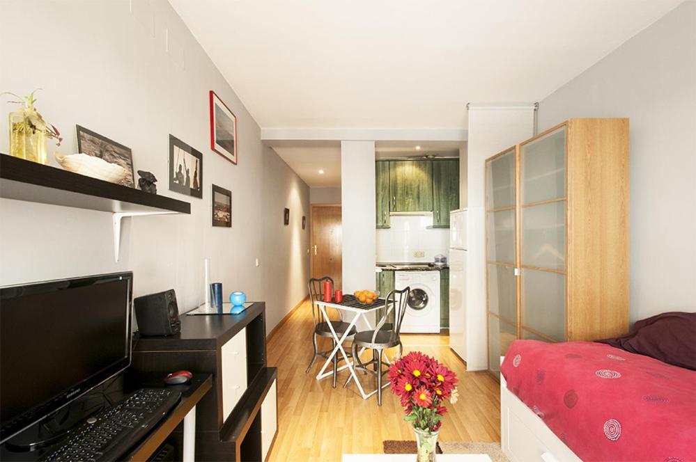 Apartamentos Eloisa Madrid Rum bild